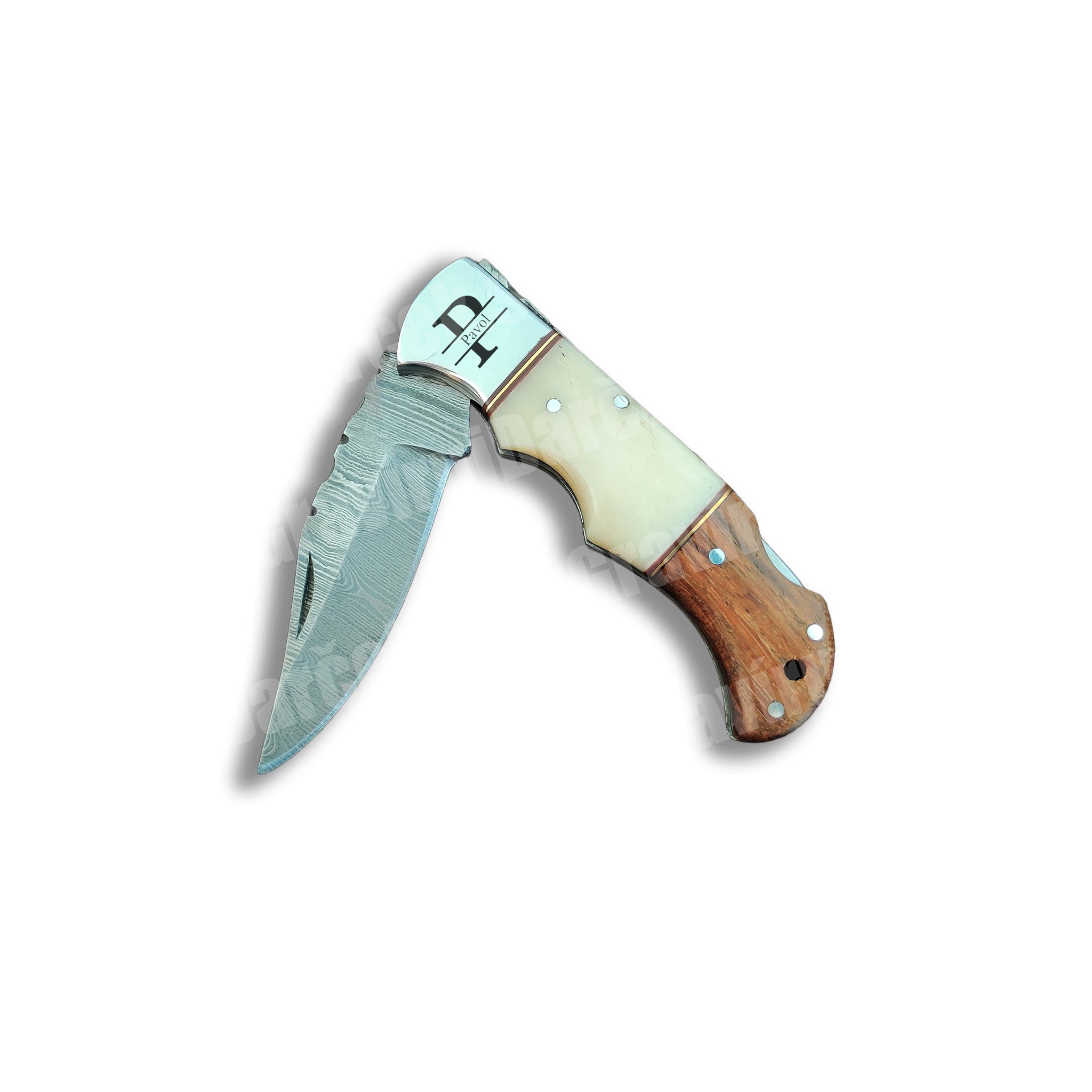 Damaškový zatvárací nôž model Rosewood & Bone na bielom pozadí